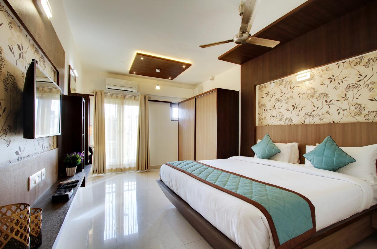 White Castle Boutique Apartment Hotel Bangalore Exterior photo
