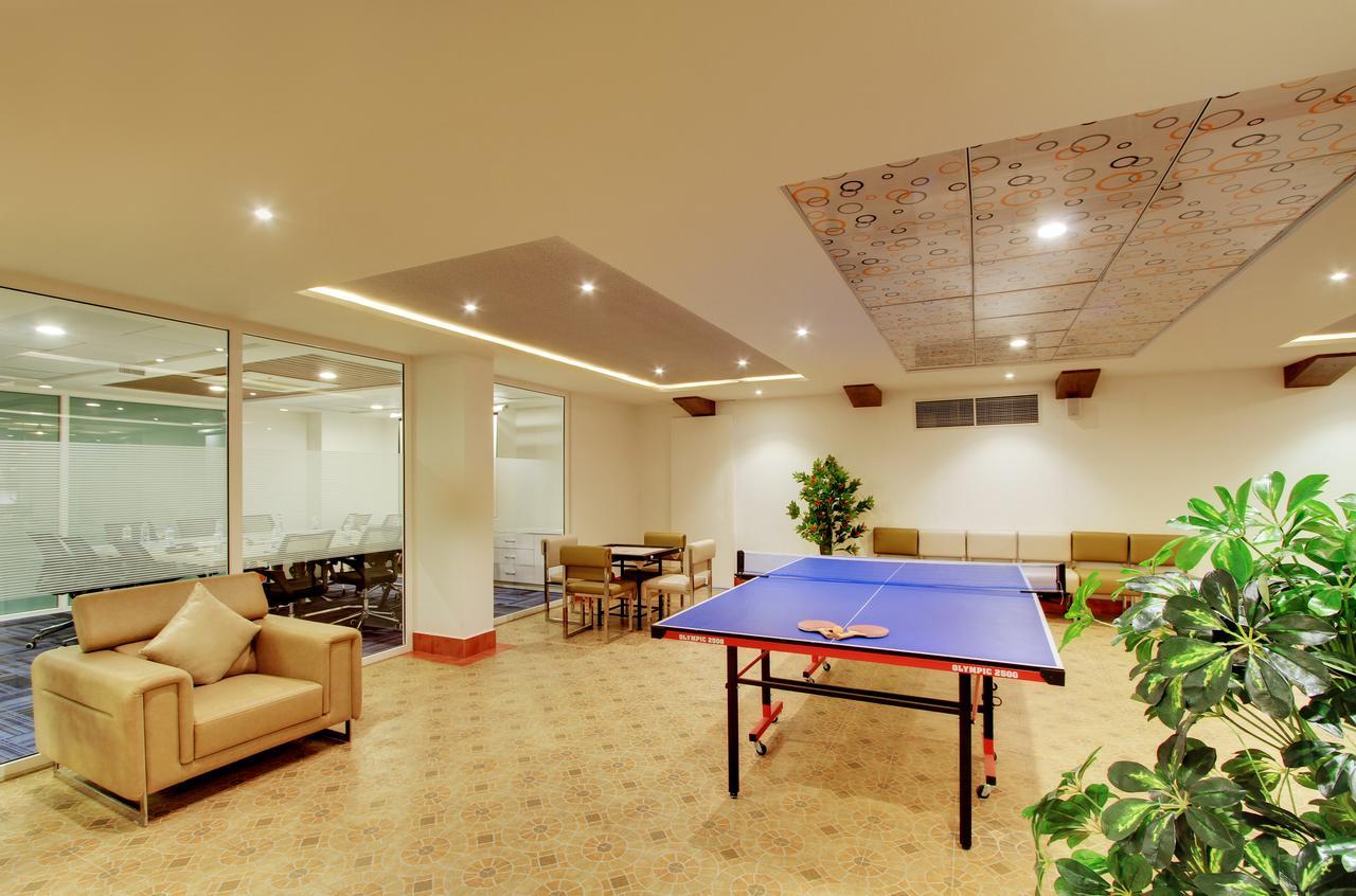 White Castle Boutique Apartment Hotel Bangalore Exterior photo