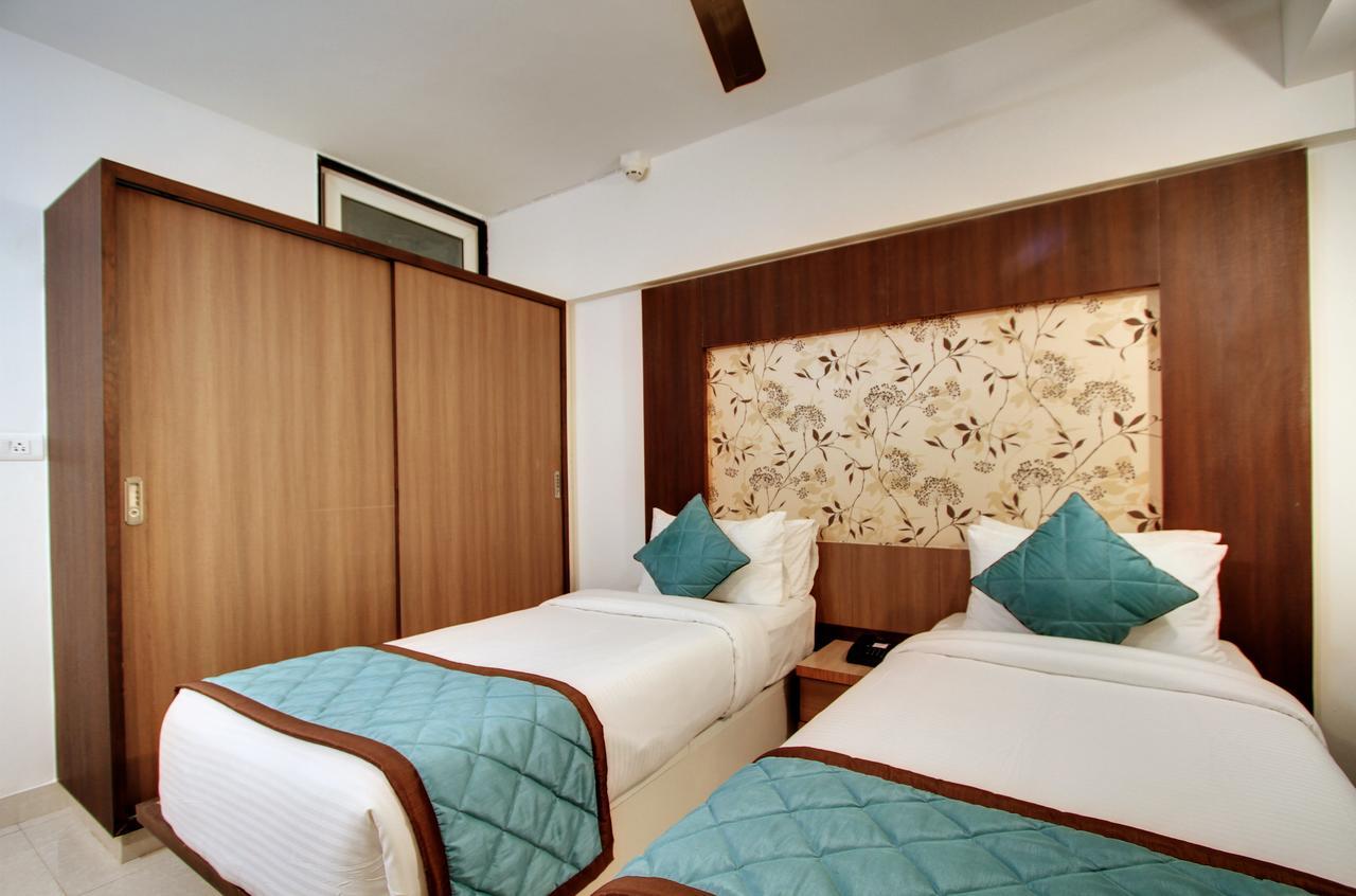 White Castle Boutique Apartment Hotel Bangalore Exterior photo
